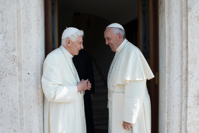 No, la Chiesa non parla di decrescita, ma di “sviluppo sostenibile”. Non dovrebbe
