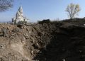 Segni dei bombardamenti nel Nagorno-Karabakh