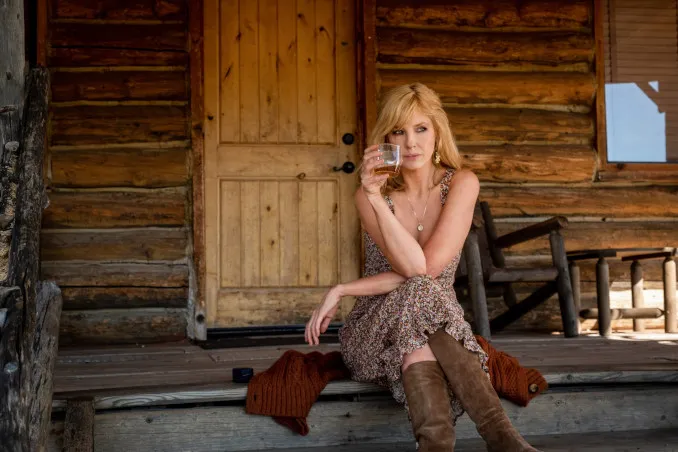 Kelly Reilly nella serie tv Yellowstone