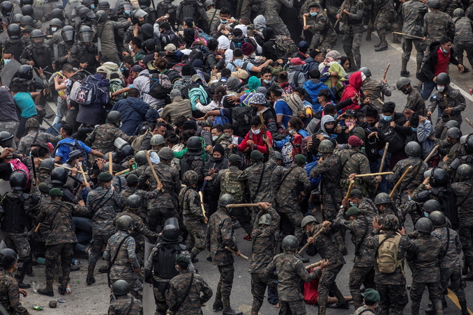 carovana migranti guatemala