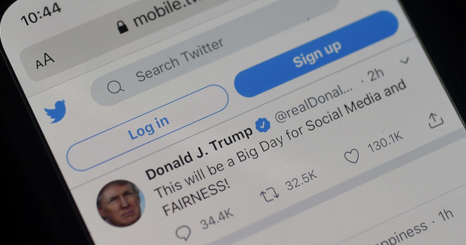 Un tweet di Donald Trump contro la finta imparzialità di Twitter e altri social media