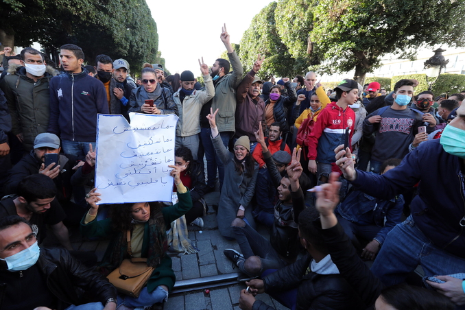 tunisia proteste giovani