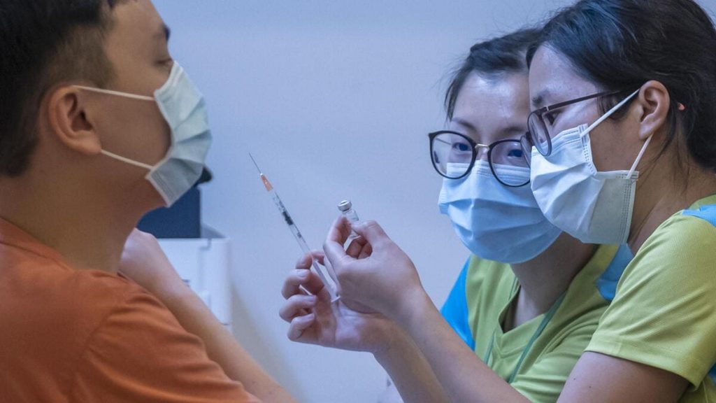 Hong Kong vaccino Cina