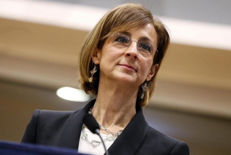 Cartabia: «Per colpire gli assembramenti, si colpisce la didattica in presenza»