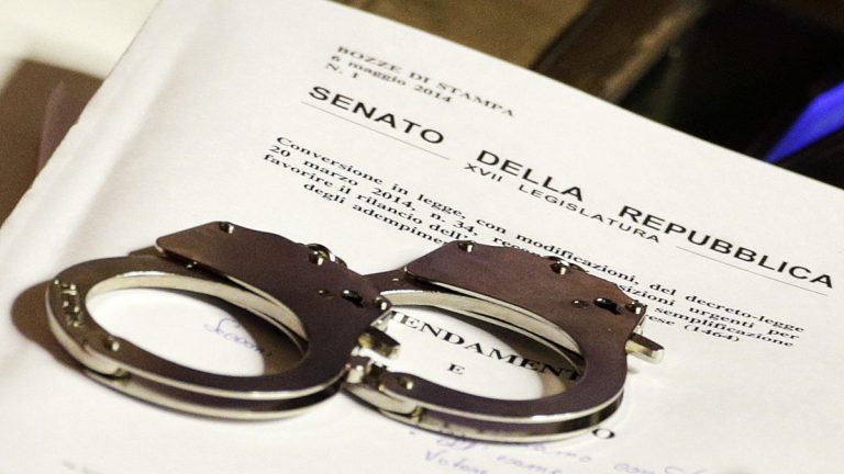 Sulla presunzione di innocenza il Pd si conferma il solito partito delle manette