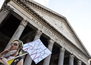 omofobia, manifestazione a Roma