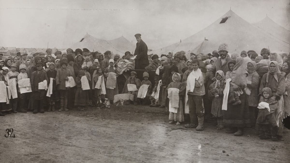 Un'immagine della carestia degli anni Venti in Unione Sovietica
