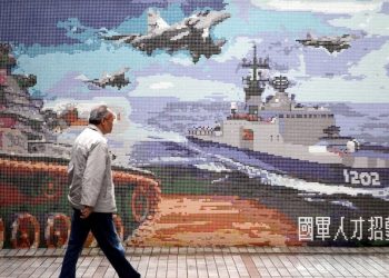 Un murales ritrae l'ipotetica invasione cinese di Taiwan