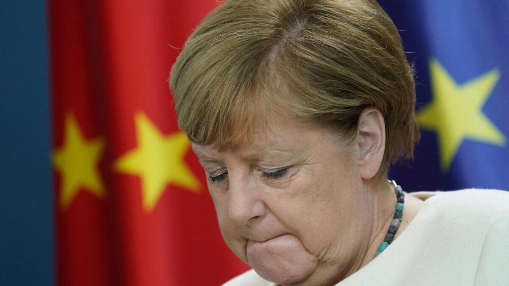 Angela Merkel parla dopo un incontro tra Ue e Cina per approvare il Cai