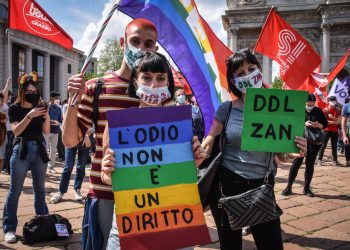 ddl Zan, manifestazione a Milano per approvare la legge (8 maggio 2021)