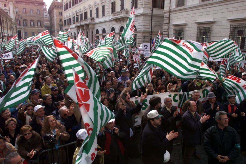 Manifestazione del sindacato Cisl in piazza