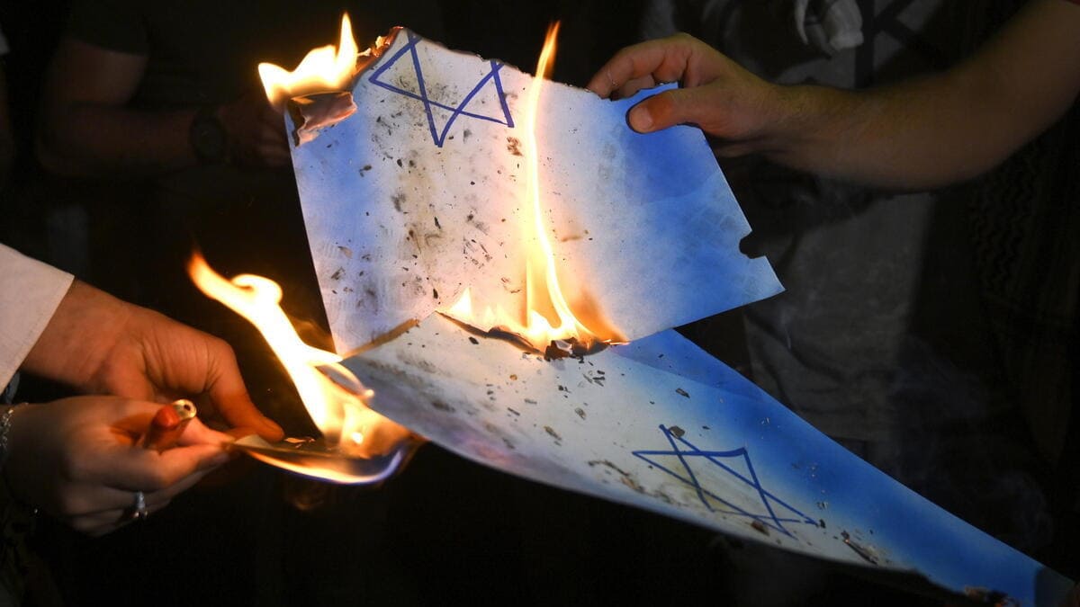 ondata di attacchi antisemiti legata al conflitto fra Gaza e Israele