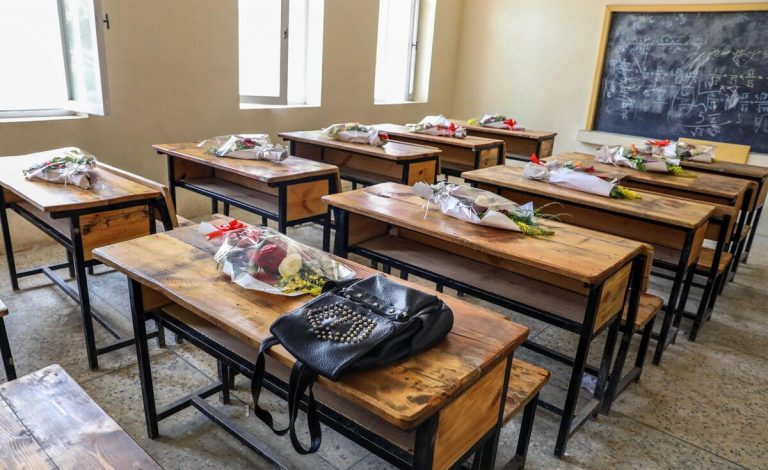 Fare una scuola significa “toccare i fili”