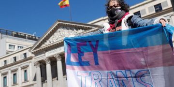 Spagna, il Psoe blocca l'iter della Legge Trans al Congresso