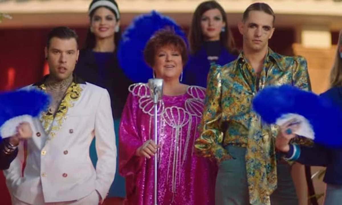 Fedez, Achille Lauro e Orietta Berti nel videoclip "Mille"
