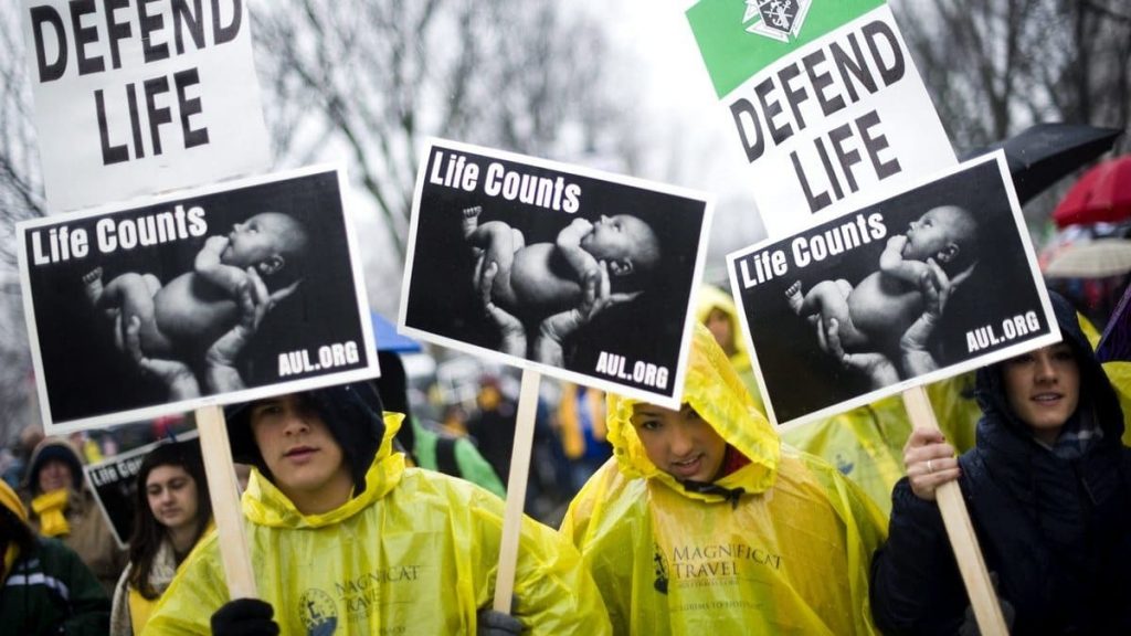 Manifestazione pro life contro l'aborto e in favore della vita negli Stati Uniti
