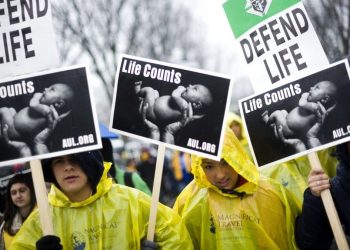 Manifestazione pro life contro l'aborto e in favore della vita negli Stati Uniti