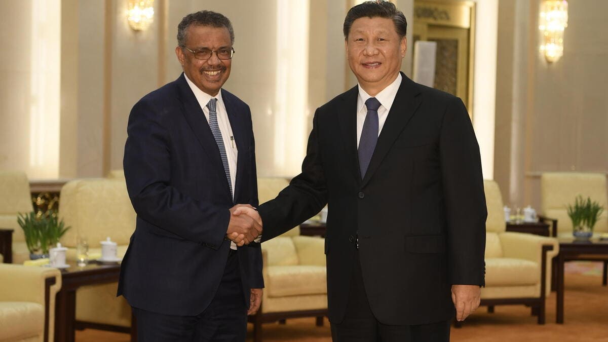 Il direttore generale dell’Oms Tedros Adhanom incontra il presidente cinese Xi Jinping il 20 gennaio 2020