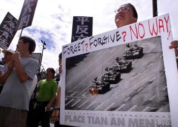 Manifestazione a Hong Kong per ricordare la strage di Piazza Tienanmen del 4 giugno 1989