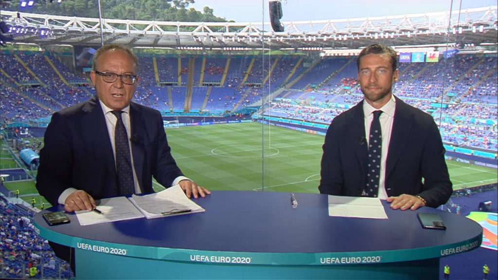 Enrico Varriale e Claudio Marchisio durante Italia-Galles, Euro 2020