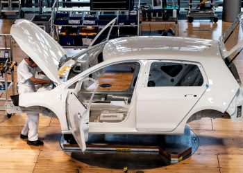 Fabbrica di auto della Volkswagen in Germania