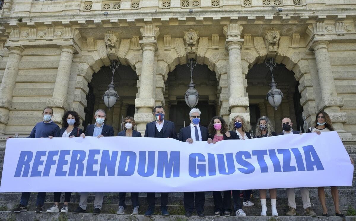 Manifestazione a sostegno dei referendum sulla giustizia