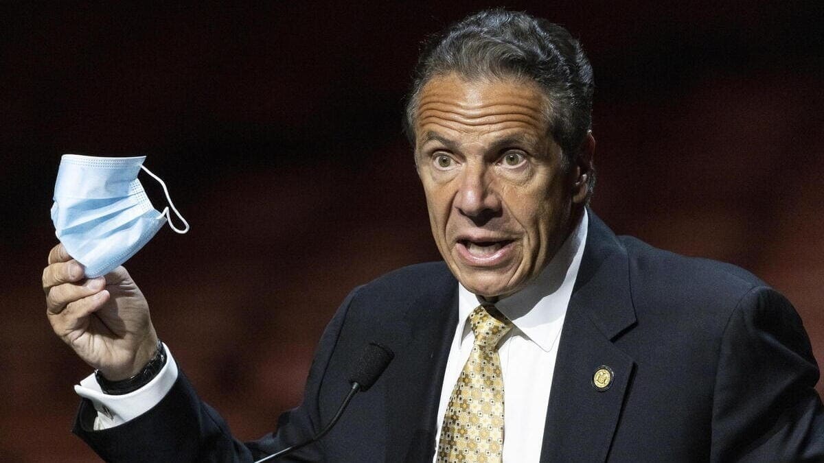 Il governatore di New York Andrew Cuomo