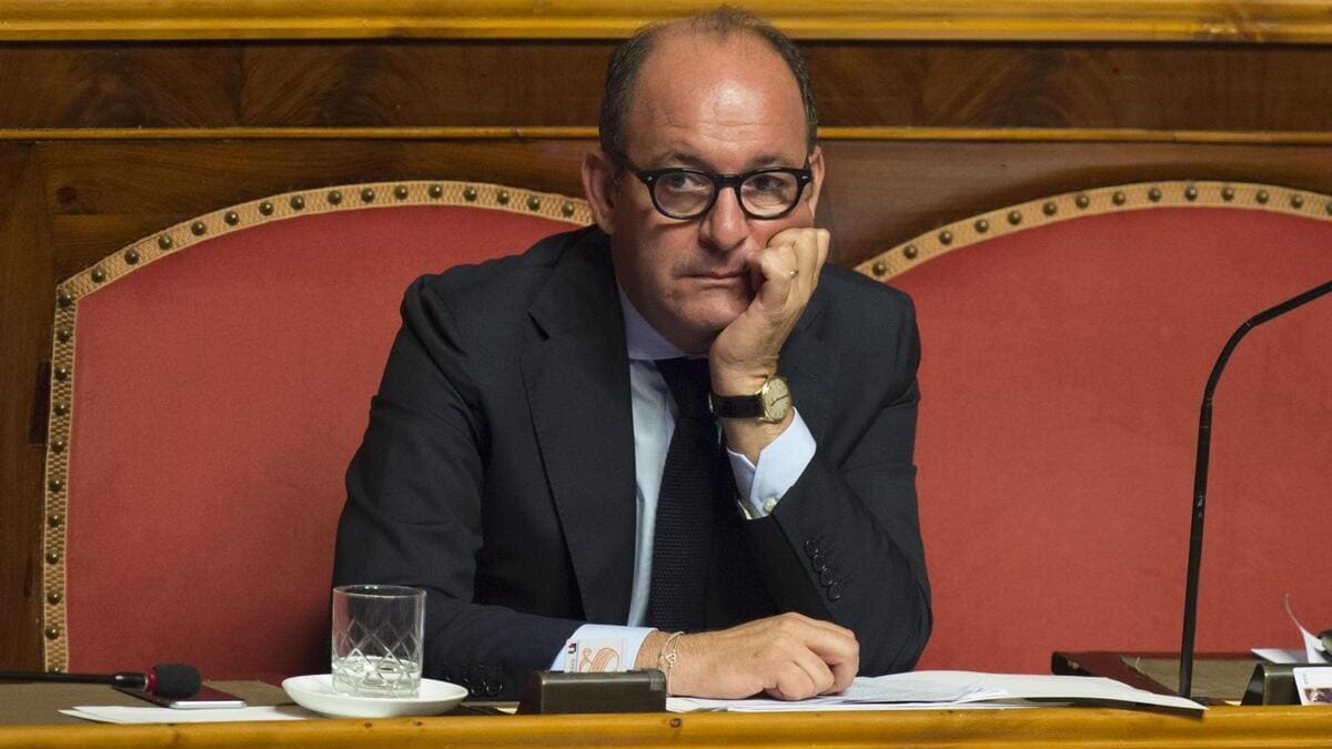 L'ex senatore di Forza Italia, Antonio Caridi, è stato assolto da tutte le accuse