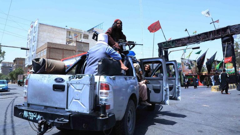 Afghanistan, i talebani rivogliono la sharia negli stadi a Herat