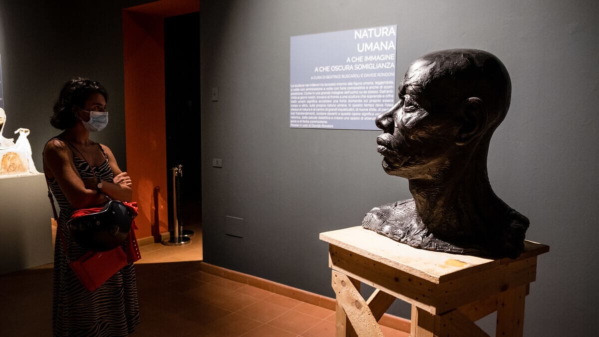 Un'immagine della mostra del Meeting sulla scultura