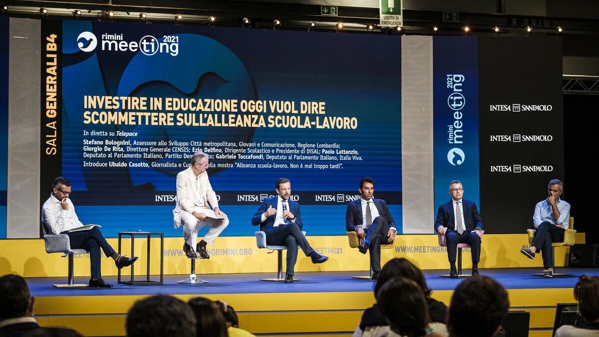 Il curatore Ubaldo Casotto presenta in un incontro al Meeting 2021 la mostra sull'alleanza tra scuola e lavoro