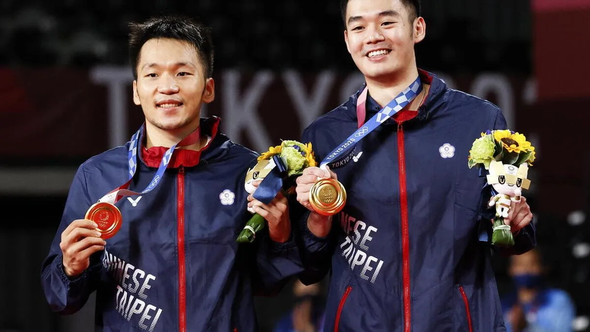 Lee e Wang trionfano nel doppio maschile di badminton alle Olimpiadi di Tokyo 2020