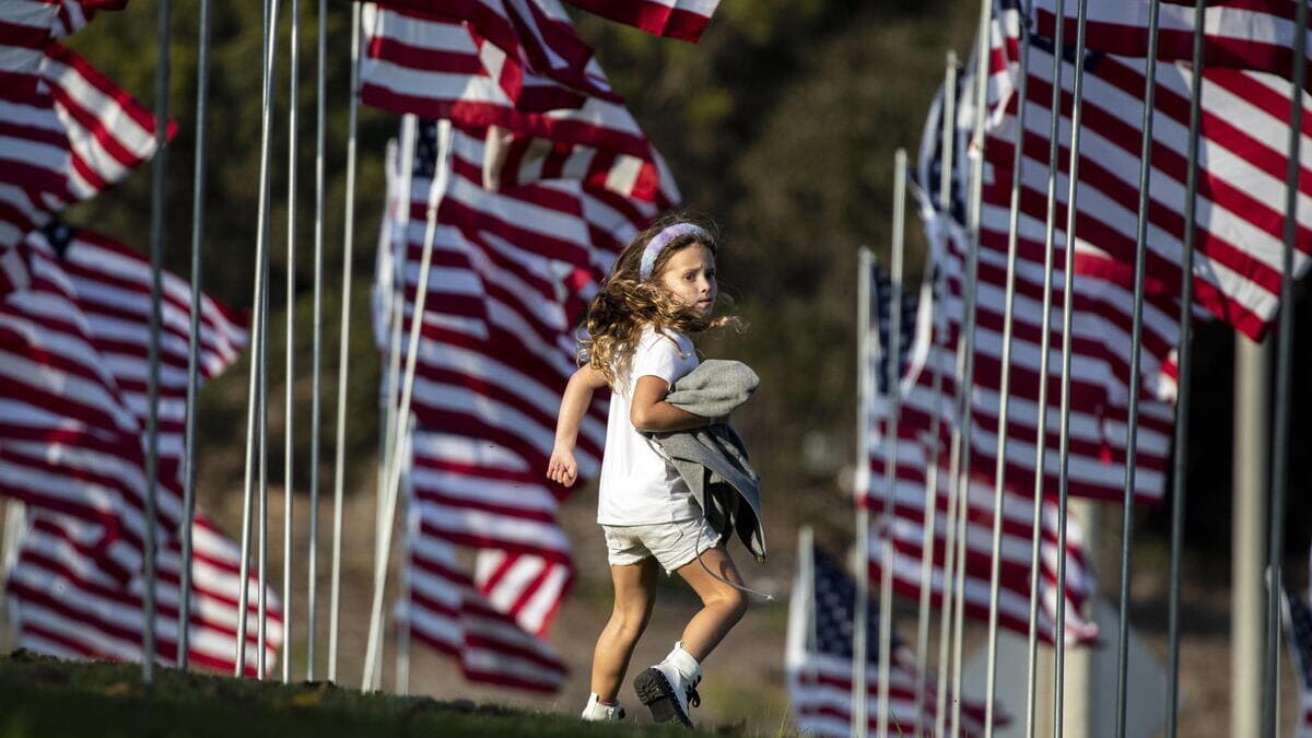 11 settembre, bandiere americane alla Pepperdine University di Malibu