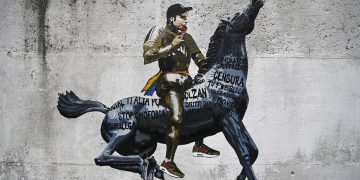A Roma lo street artist Harry Greb ha dedicato un murales a Fedez e al suo discorso al Concertone su ddl Zan, omofobia, censura eccetera. S'intitola "Non è la Rai"