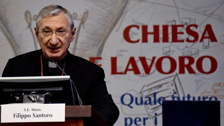 Il Papa nomina Filippo Santoro delegato speciale per i Memores Domini di Cl