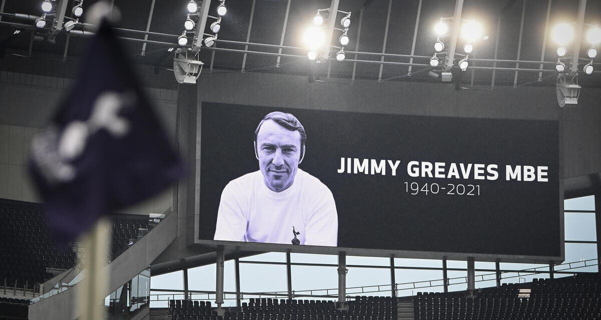 Il ricordo di Jimmy Greaves allo stadio del Tottenham prima della sfida contro il Chelsea di domenica 19 settembre