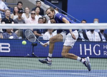 Daniil Medvedev durante la finale degli US Open vinta contro Novak Djokovic (foto Ansa)