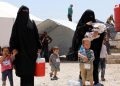 Donne legate all'Isis in Siria nel campo di Al-Hol