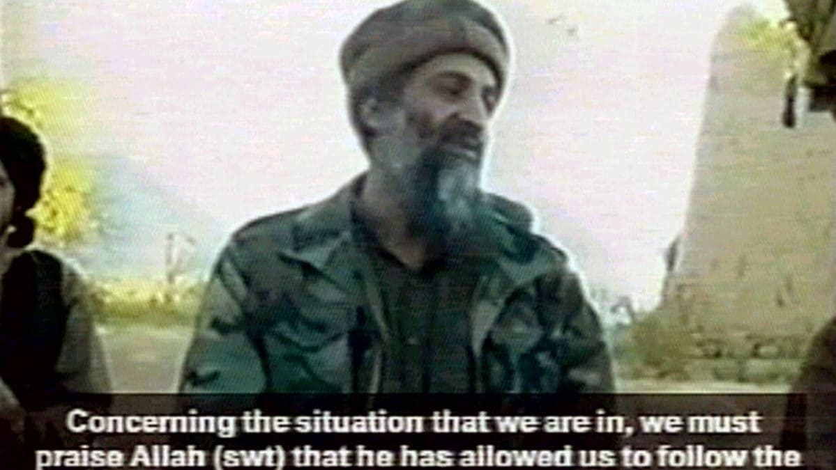 Osama Bin Laden in un fotogramma mandato in onda dal TG1 nel settembre 2001