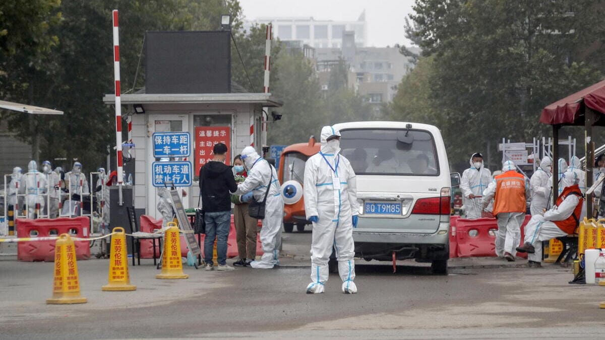 Un intero quartiere di Pechino finisce in lockdown in Cina per una manciata di casi di Covid