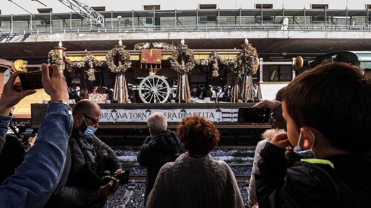 Come 100 anni fa Roma accoglie il treno del Milite Ignoto