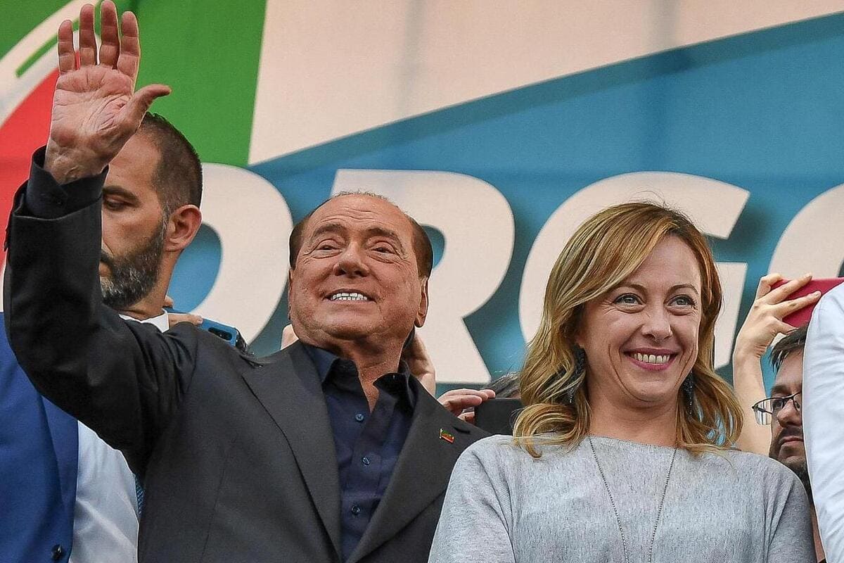 Le musa mancanti : L'arte della politica > - Pagina 16 Berlusconi-meloni-ansa