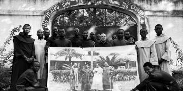 Frati carmelitani scalzi a Bozoum, in Centrafrica