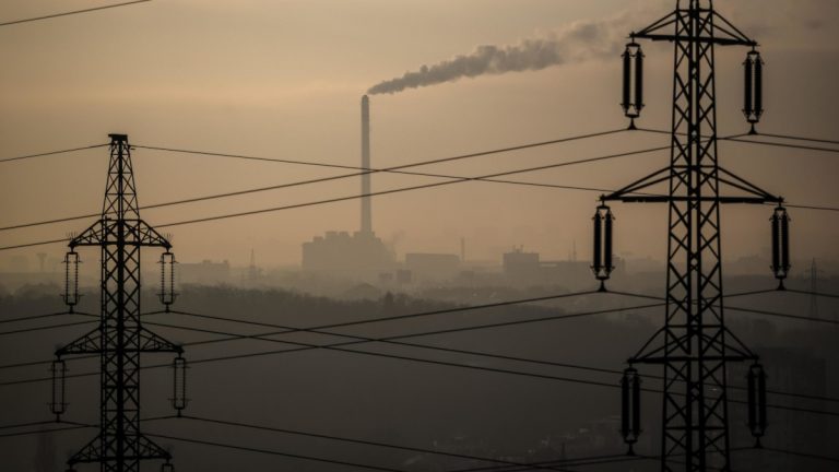Facile mantenere gli impegni sulle emissioni di Co2: basta un bel lockdown totale