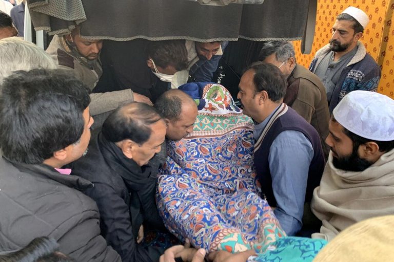 Un altro sacerdote ucciso, continua la persecuzione dei cristiani in Pakistan