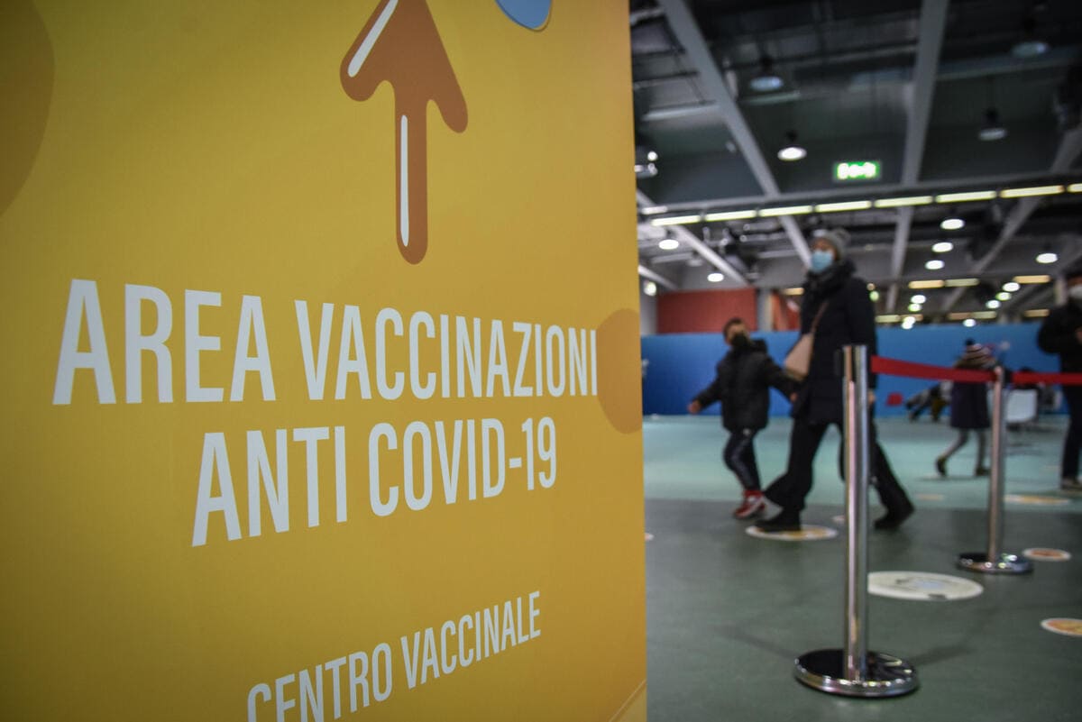 Hub vaccinale in Fiera Milano