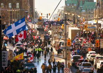 Cana, fine gennaio 2022, il Freedom Convoy blocca le strade di Ottawa