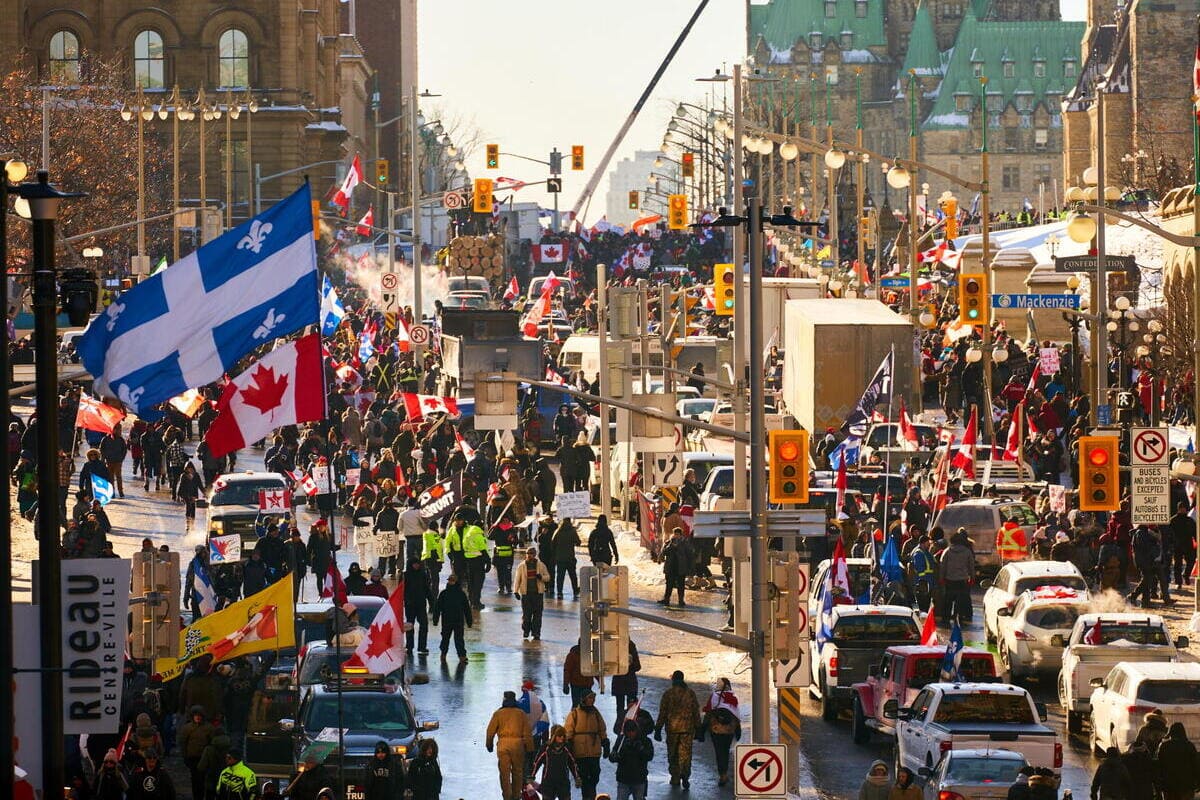 Cana, fine gennaio 2022, il Freedom Convoy blocca le strade di Ottawa