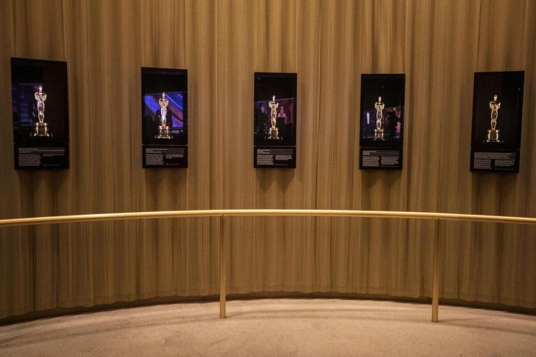 La nuova Hollywood woke non riesce a trovare un presentatore per la serata degli Oscar