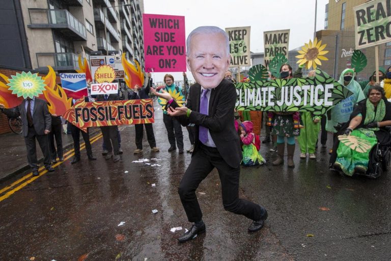 La guerra ha cambiato le priorità su energia e clima, Biden non se ne è accorto